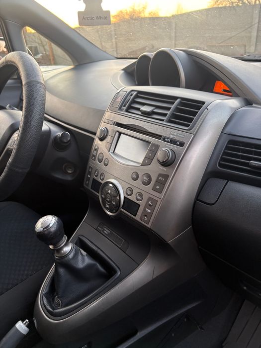 Toyota verso 7 os 2009
