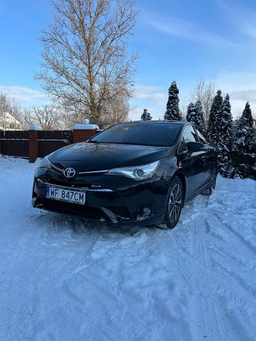 Toyota Avensis Okazja benzyna mały przebieg