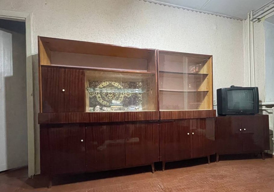 Сервант + тумба Меблі