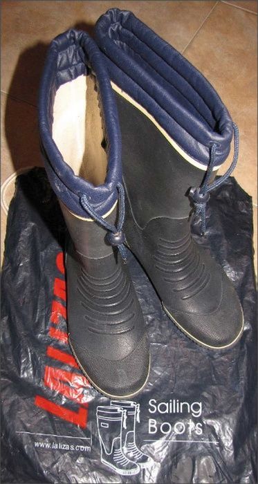 Яхтенные резиновые сапоги Lalizas, высокие с завязками, размер 42-43.