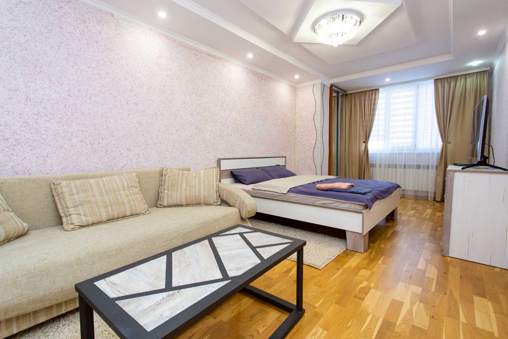 Центр. Богдана Хмельницького. Звітні документи. Квартира подобово