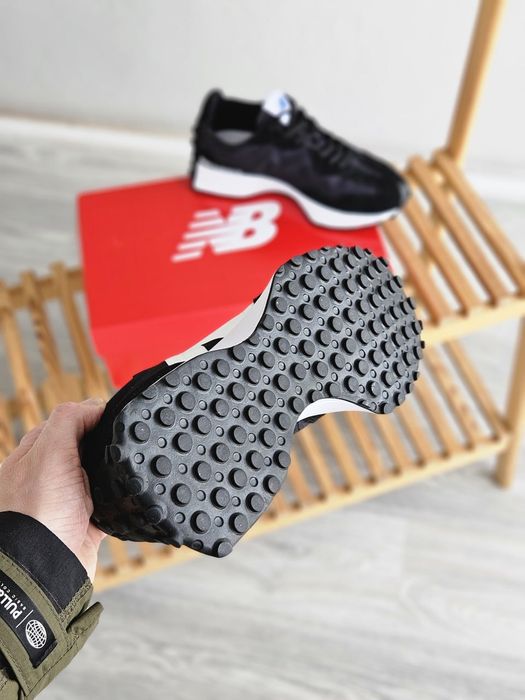 Кросівки Кроссовки New Balance 327 Black White Чёрный Белый Чорний Білий Кросовки демісезон