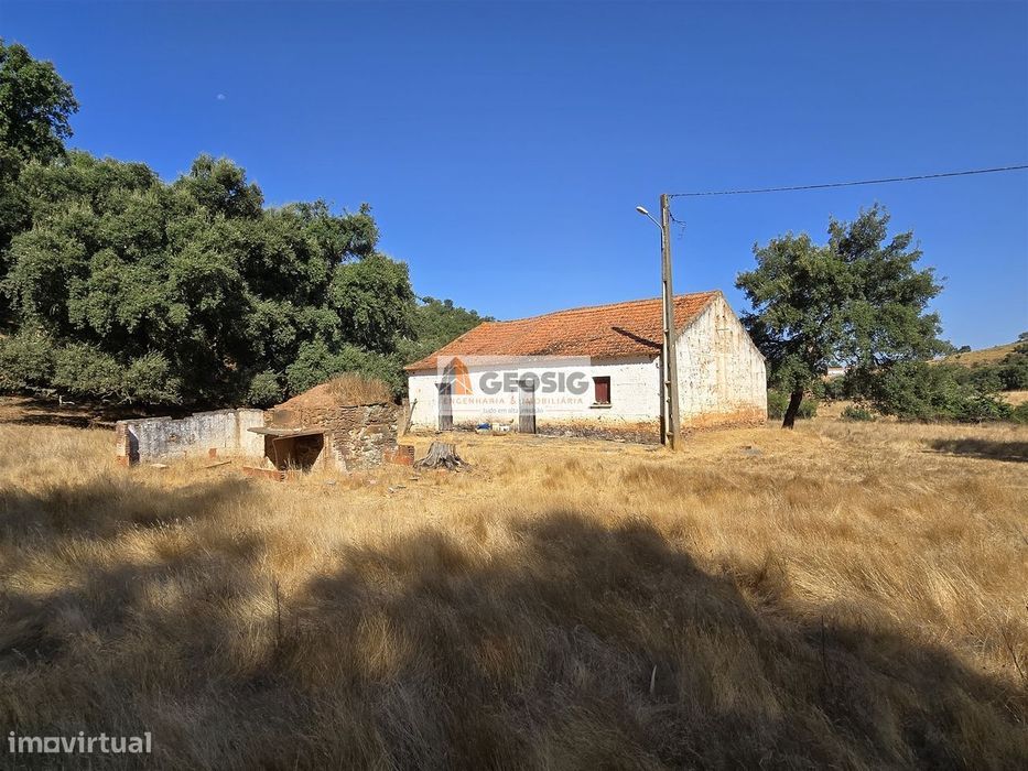 Herdade T2, Beja, Odemira, Relíquias