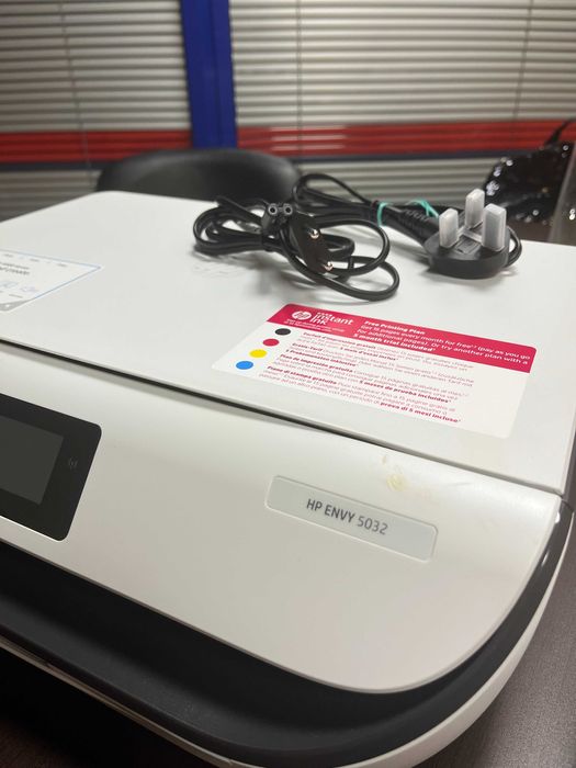 Impressora HP Envy 5032 Multifunções