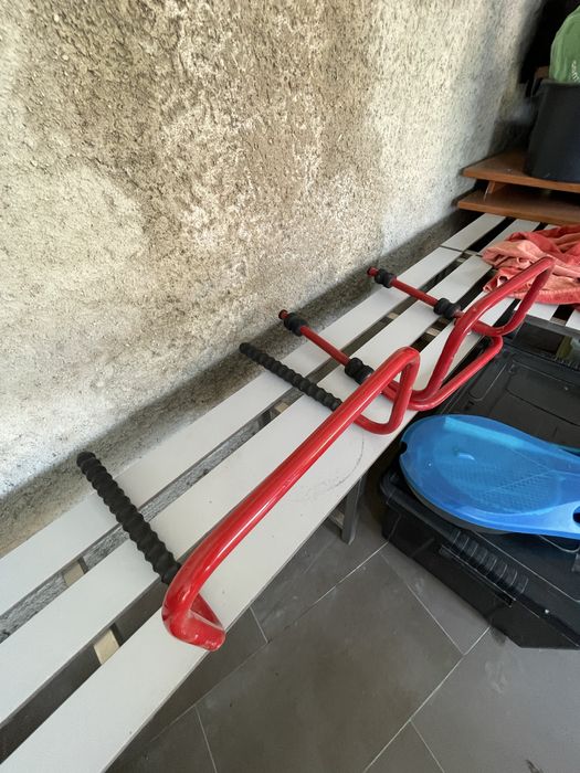 Suporte parede bicicletas