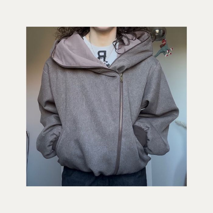 slight vogue assymetrical hoodie