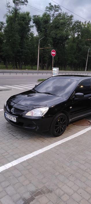 продам отличный автомобиль Лансер 9