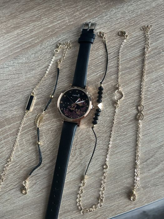 Zegarek + 5 bransoletek