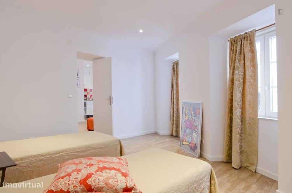 Apartamento com 1 quartos - localizado em Mouraria Lisbon