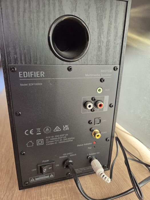 Kolumny i subwoofer Edifier 2.1 M601DB