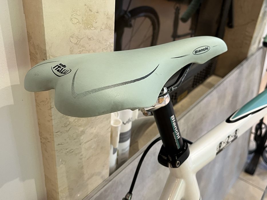 Nowy Bianchi 928 Carbon roz. 55
