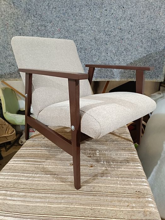 Ремонт матрасов.Перетяжка мебели и ремонт  мебели.Кресло.Диван.кровать