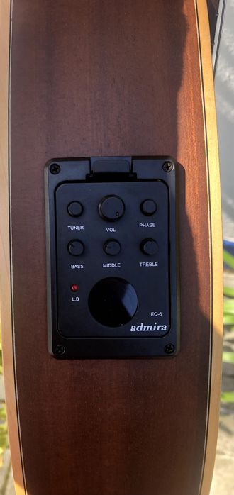 Alaúde Guitarra Alhambra Mod. L2C OP Amplificado
