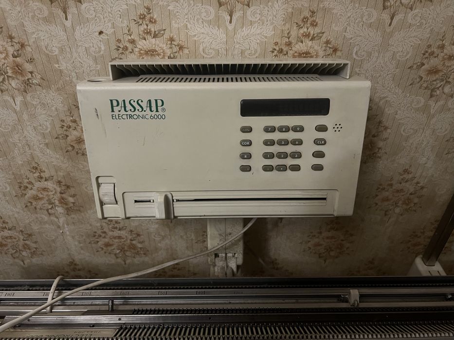 Вязальная машина Passap Electronic 6000