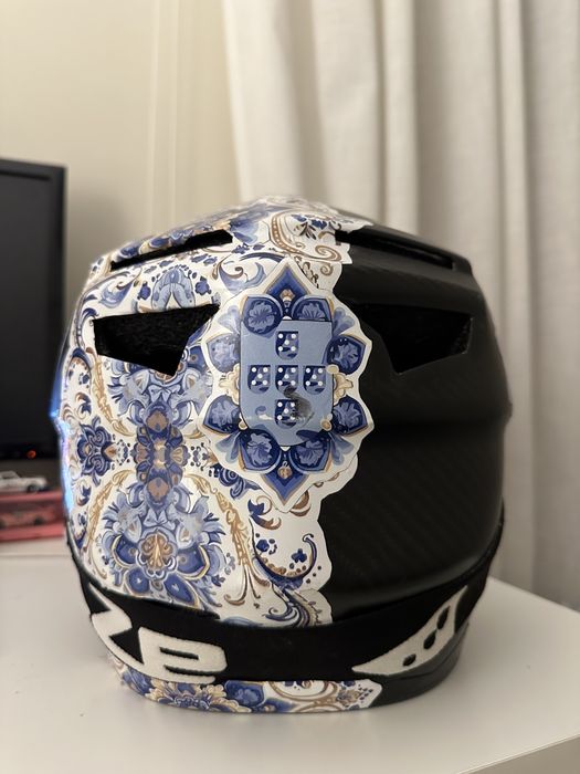 Capacete Seven idp project 23 carbon