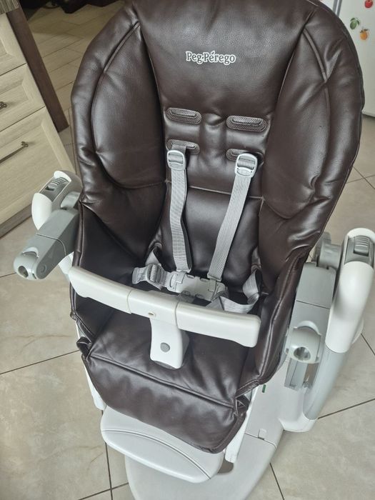 Стільчик гойдалка для годування Peg-Perego