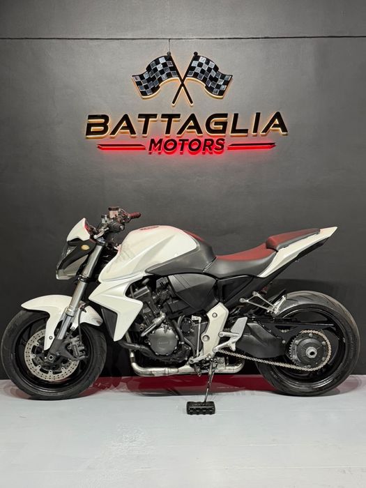 Honda CB1000R Branca 2008