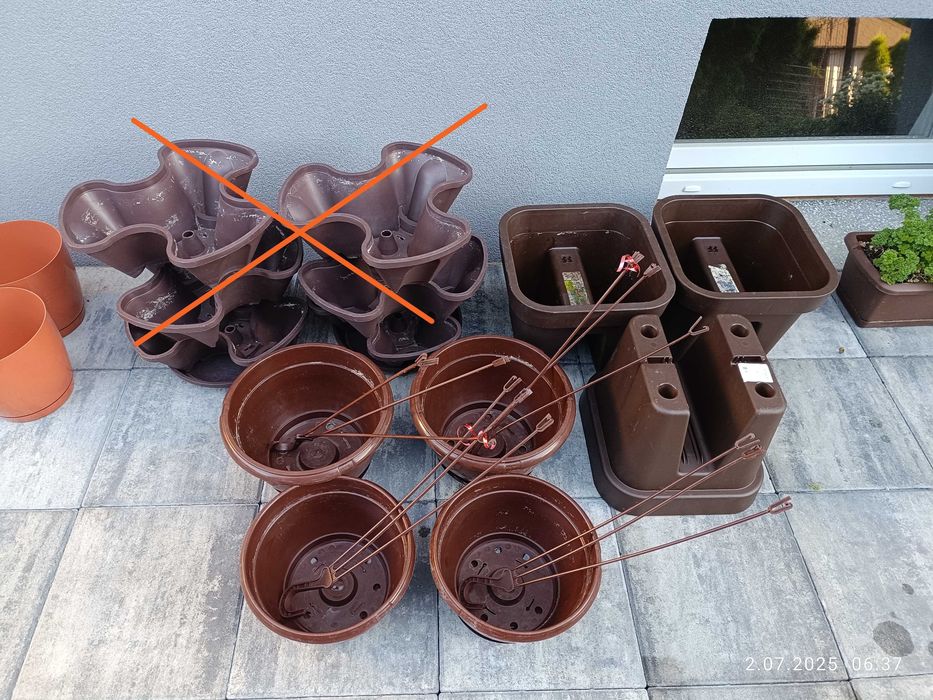 donice ZESTAW; na balustradę + wiszące; brązowe/mokka i terakota