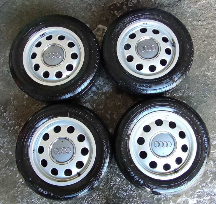 Jantes Audi 15” originais 5x100 com tampões