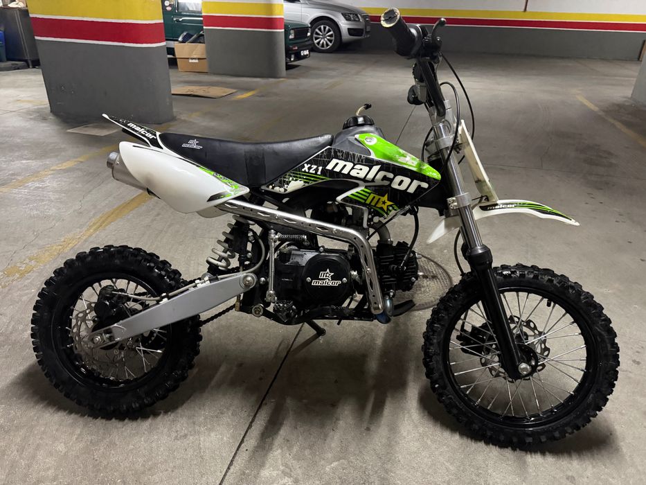 Pit bike Malcor   125 cc 4 tempos, igual a nova, andou uma vez..
