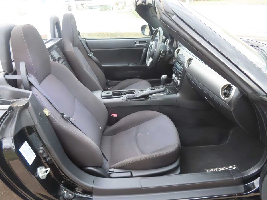 Mazda MX-5      2013