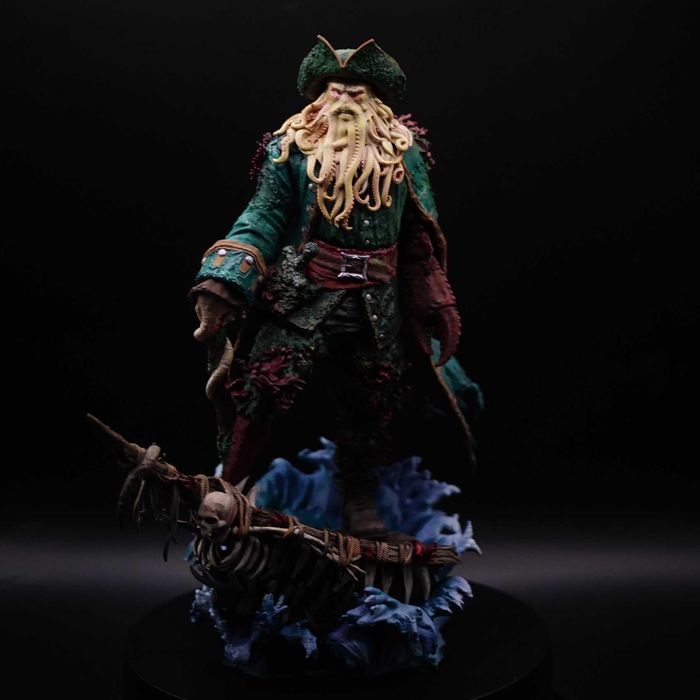 Figurka Davy Jones Piraci z Karaibów Żywica
