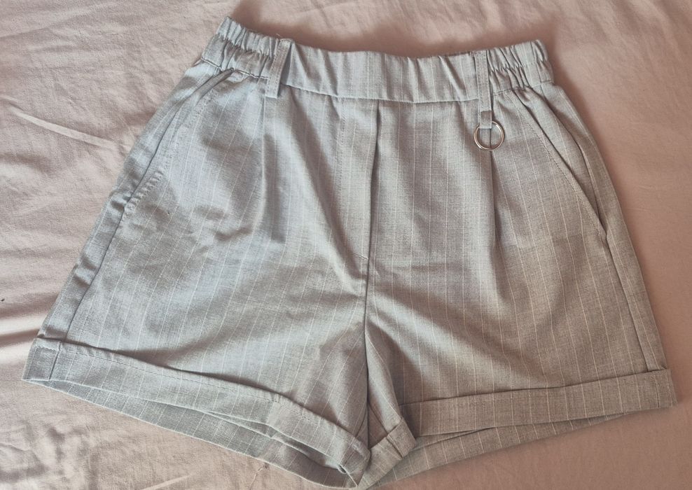 Calções como novos. Pouco usados