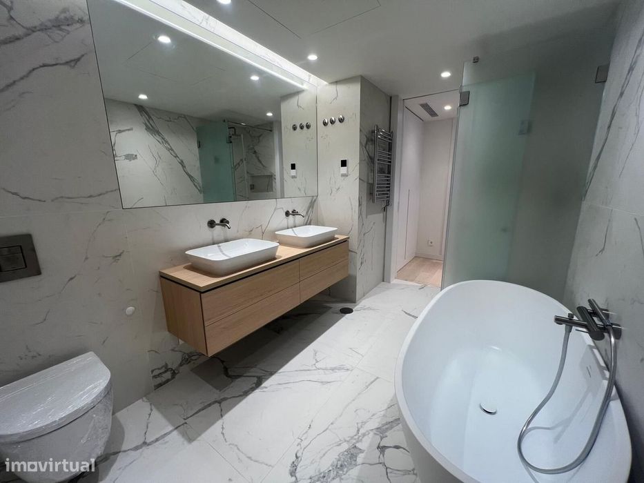 Apartamento T2 com piscina, Cascais