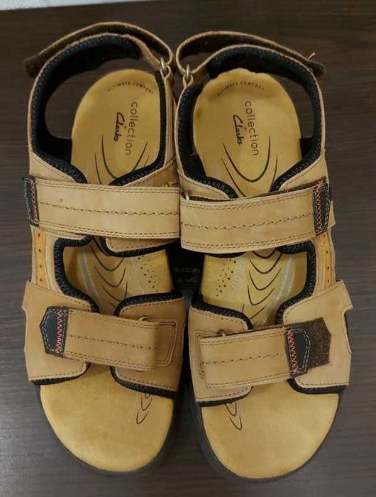 Сандалі     Clarks