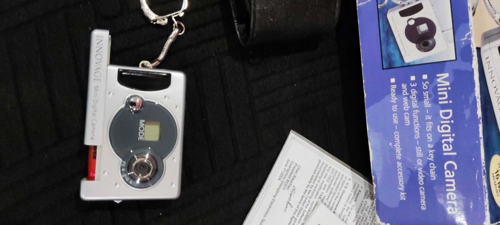 Mini câmara digital - porta-chaves