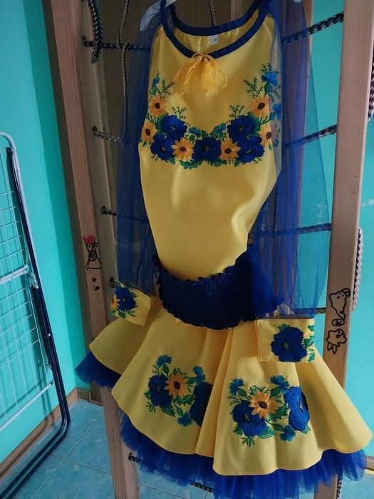 Вишивка костюм 110