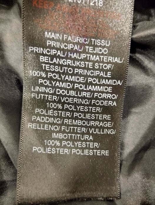 Лёгкая новая куртка пуховик на весну,теплую зиму.