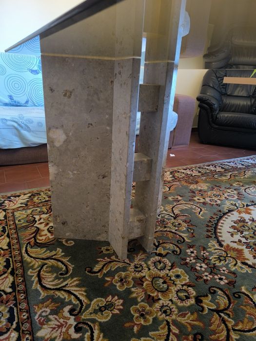 Vende-se Mesa e Poltrona de napa