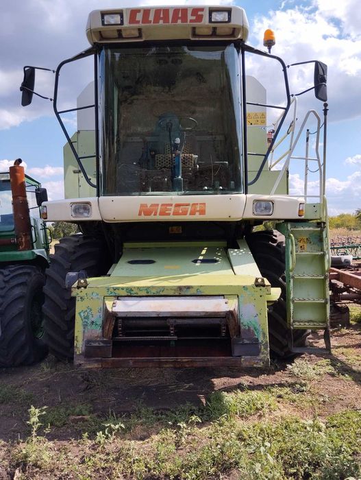 Комбайн Claas Mega 204