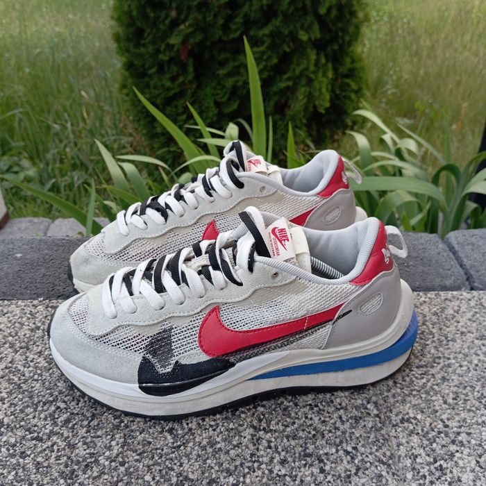 Buty Nike X Sacai VaporWaffle Sail / Sport Fuchsia Sneakersy Rozmiar 42