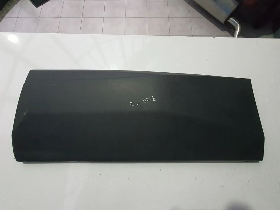 FRISO TRAS ESQUERDO PEUGEOT 3008 II / 9811671777