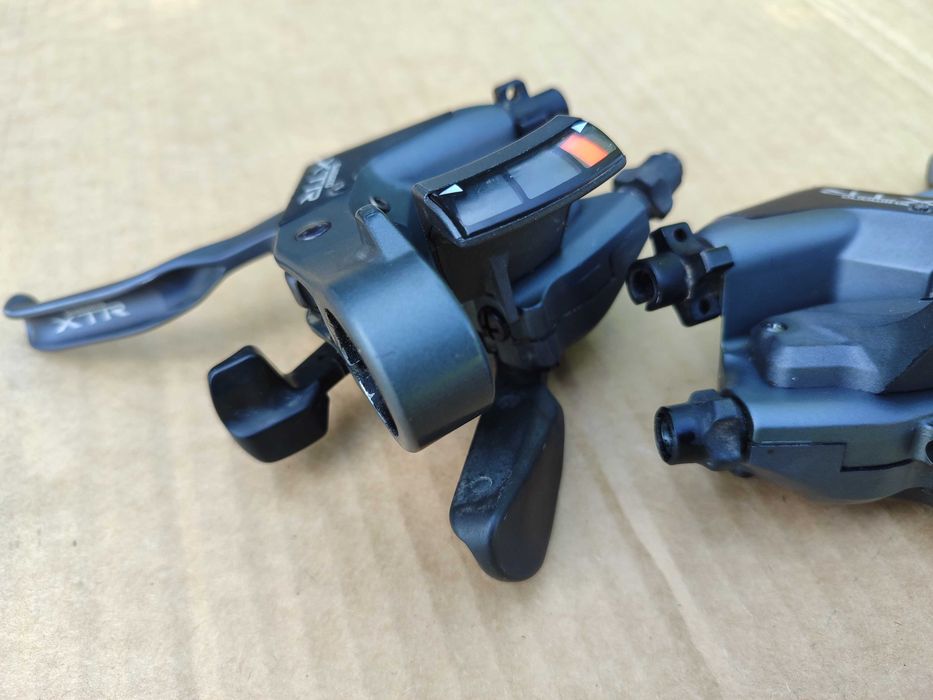 Klamkomanetki Shimano XTR ST-M952 RetroMTB 3x9spd. Bdb Stan