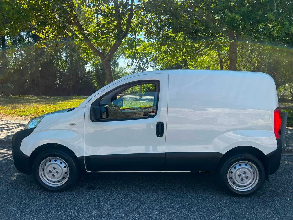 Peugeot Bipper 1.4 HDI (SÓ 220.000 KMS e 1 Único Dono) - Impecável