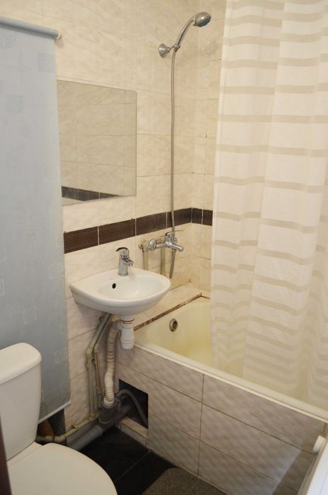 Квартира посуточно Киев ЖД вокзал .Соломенский р-н,  Метро Вокзальная,