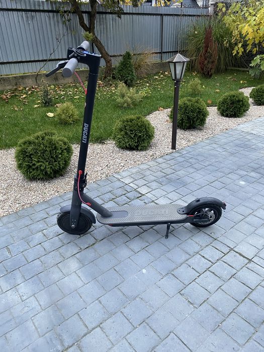 Електросамокат ducati