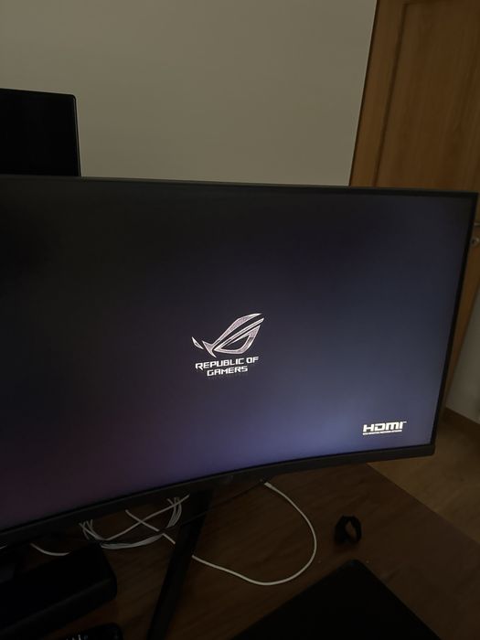 Monitor Asus Rog 32