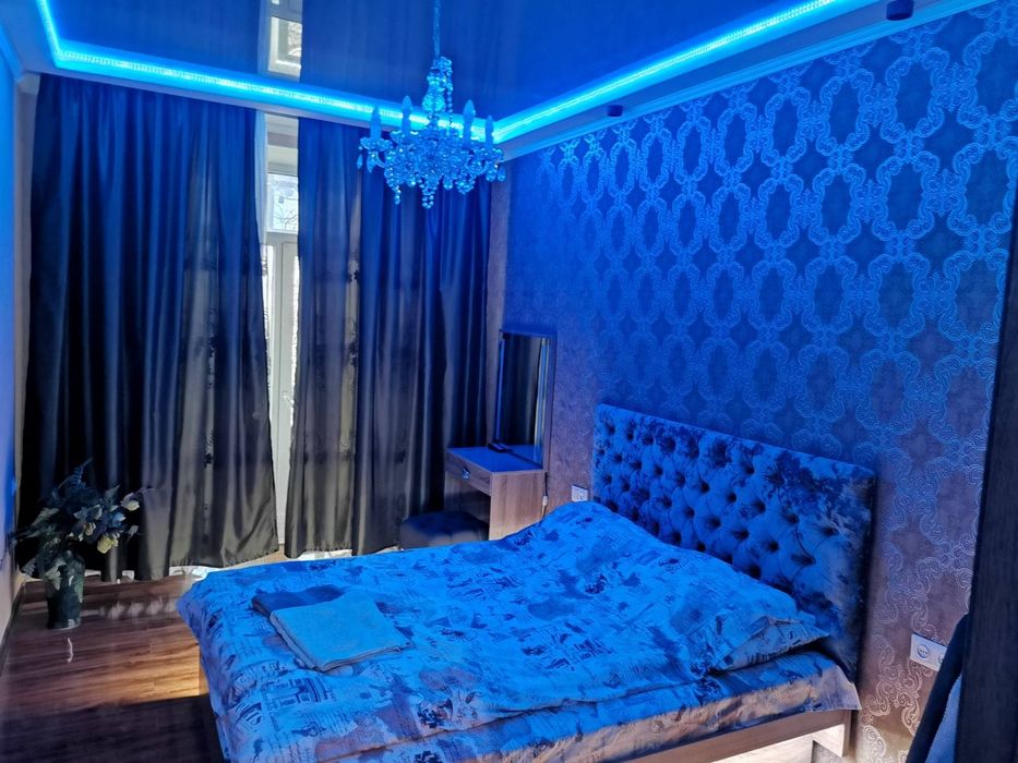 Квартира люкс Вип Vip с джакузи 2022, две кровати, Центр Украина-Стале