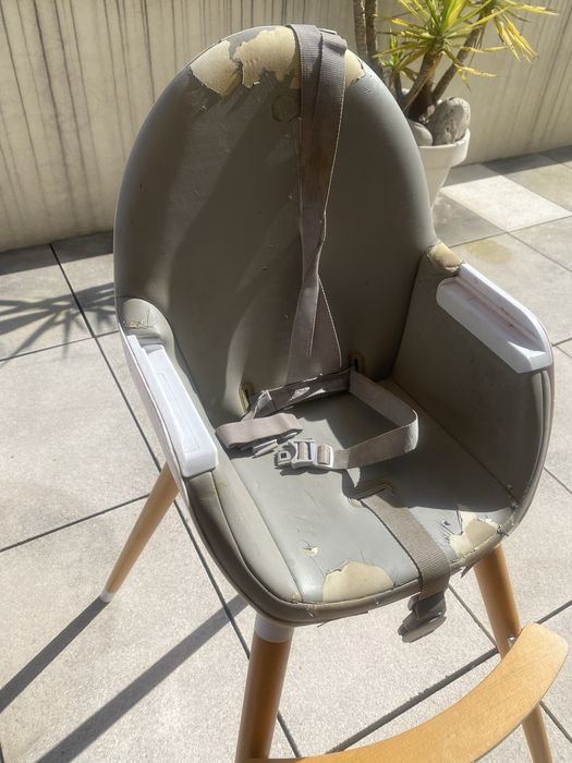 Cadeira de bebe para refeição