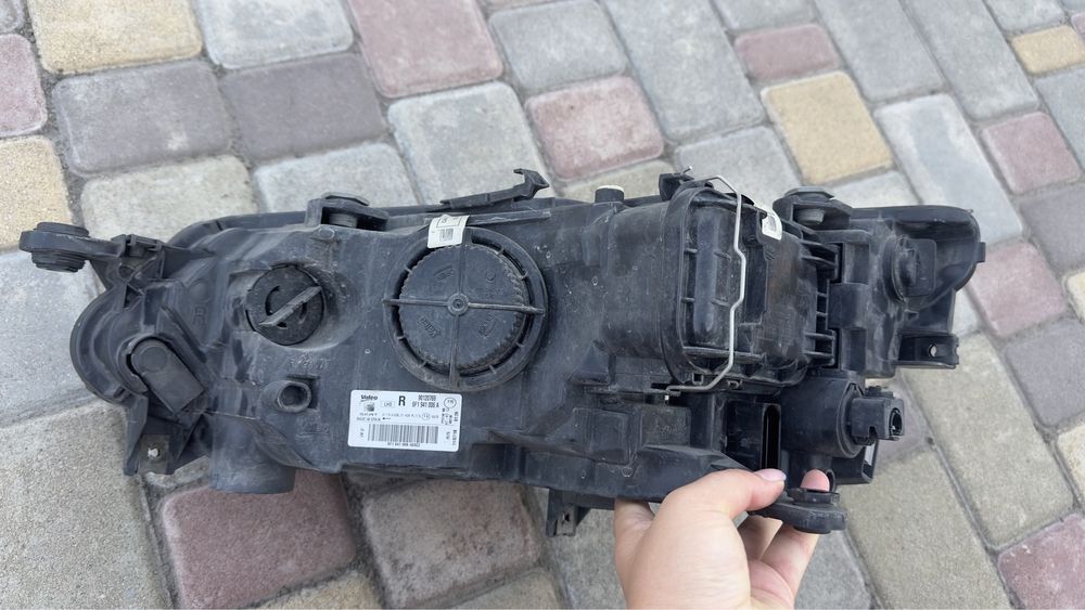 Фара передня права галоген SEAT IBIZA