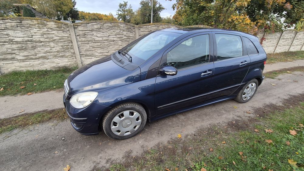 Mercedes-Benz b180 cdi