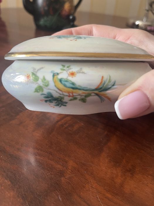 Шкатулка порцелянова Limoges, ручний розпис! ! Франція порцеляна