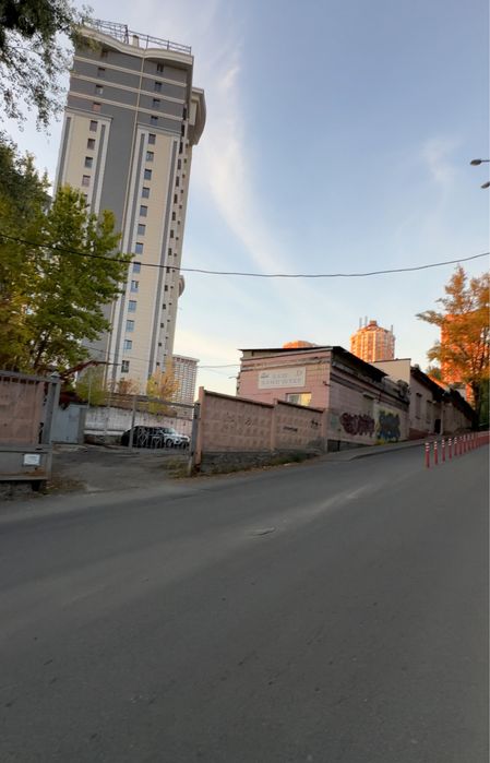 Продам Здания под реконструкцию, Печерск