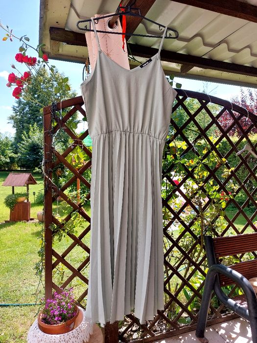 Sukienka plisowana Moon XL