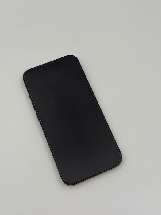iPhone 13 . 128GB