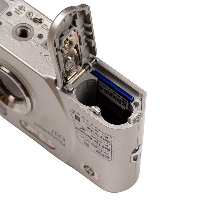 Aparat kompaktowy HP Photosmart E337